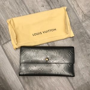 Louis Vuitton Wallet